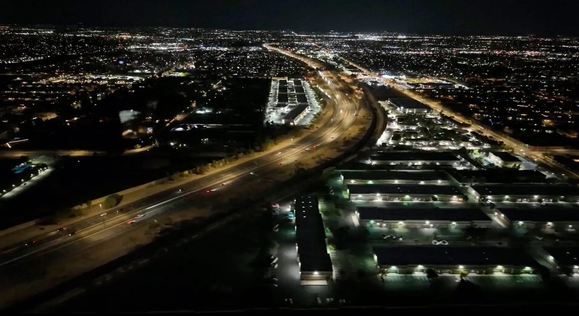 皮奥里亚视频封面